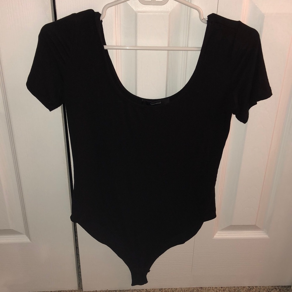 💥Black Scoop Neck Bodysuit